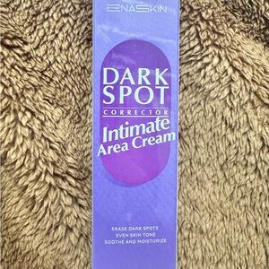 ENASKIN Dark Spot Corrector Intimate Area Cream